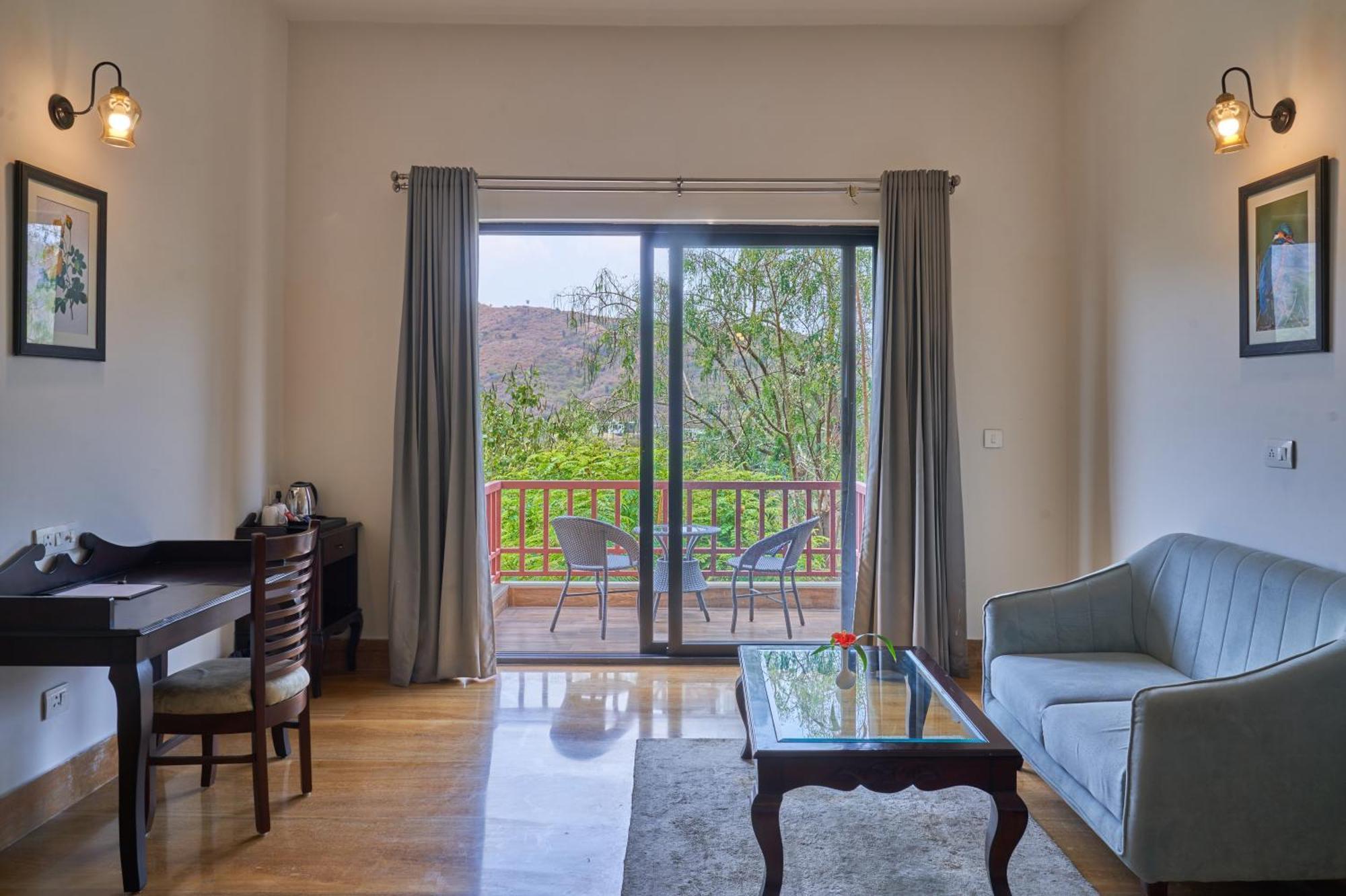 Dabok The Hunting Lodge Resort Udaipur - Villas & Pool מראה חיצוני תמונה